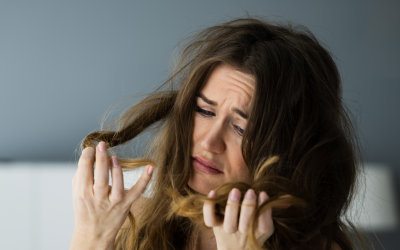 Trichotillomania – jak przestać wyrywać sobie włosy?